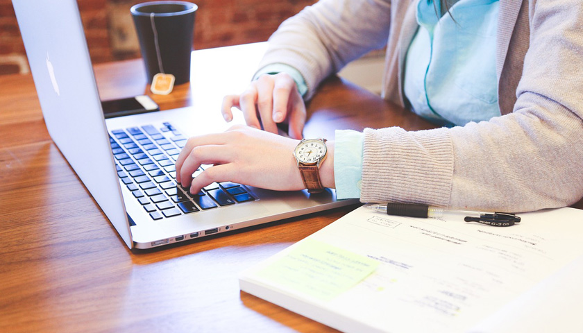 数字化转型引擎：海口网